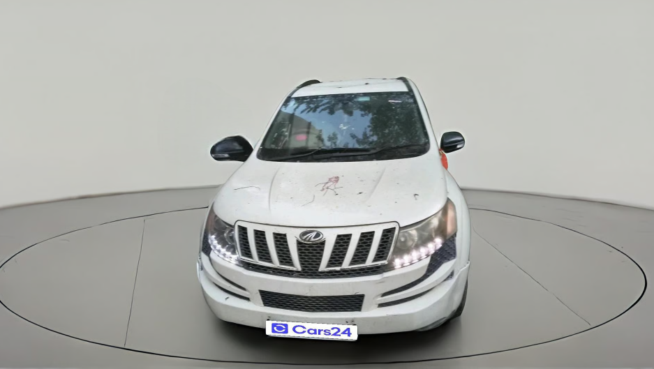 2013 Mahindra XUV500 W8, Diesel, Manual, 1,01,470 km, exterior