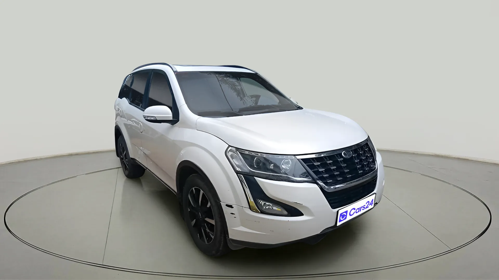 2019 Mahindra XUV500 W11, Diesel, Manual, 1,39,346 km, exterior