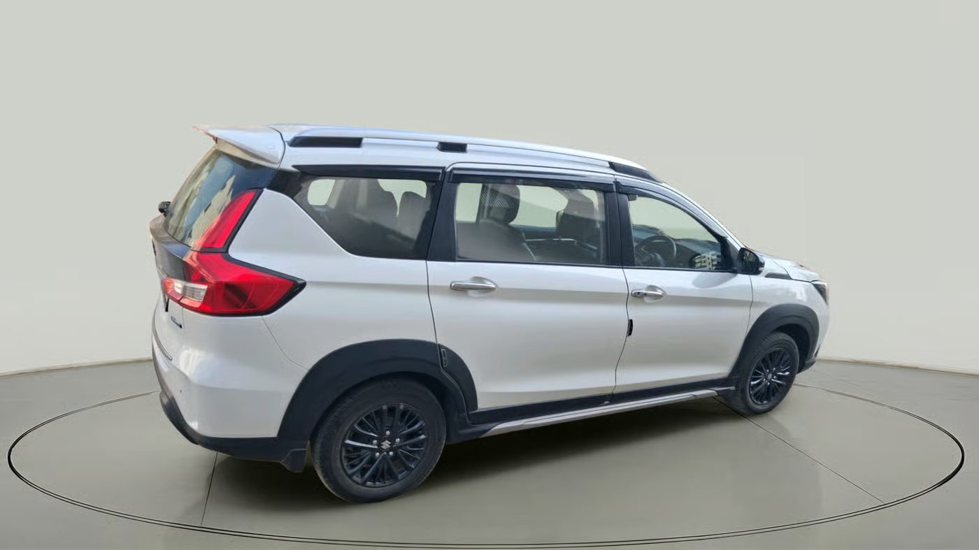 2021 Maruti XL6 ALPHA MT, Petrol, Manual, 62,979 km, exterior