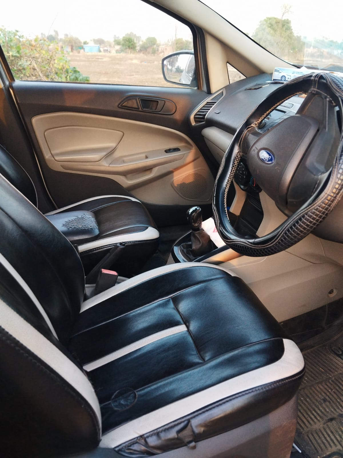 2014 Ford Ecosport AMBIENTE 1.5L PETROL, Petrol, Manual, 64,614 km, interior