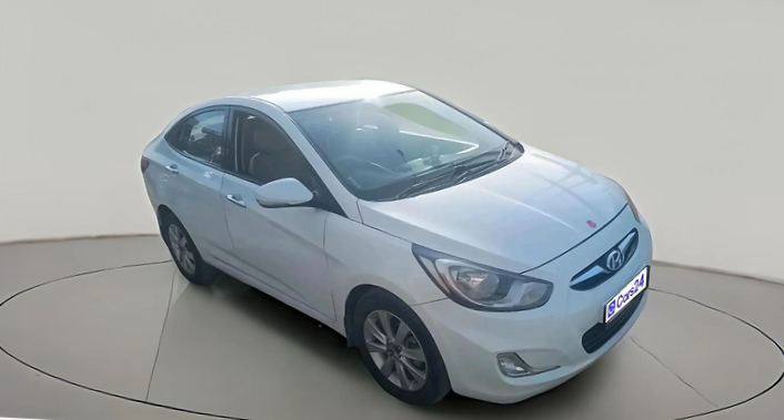 2011 Hyundai Verna FLUIDIC 1.6 CRDI SX OPT, Diesel, Manual, 1,08,574 km, exterior