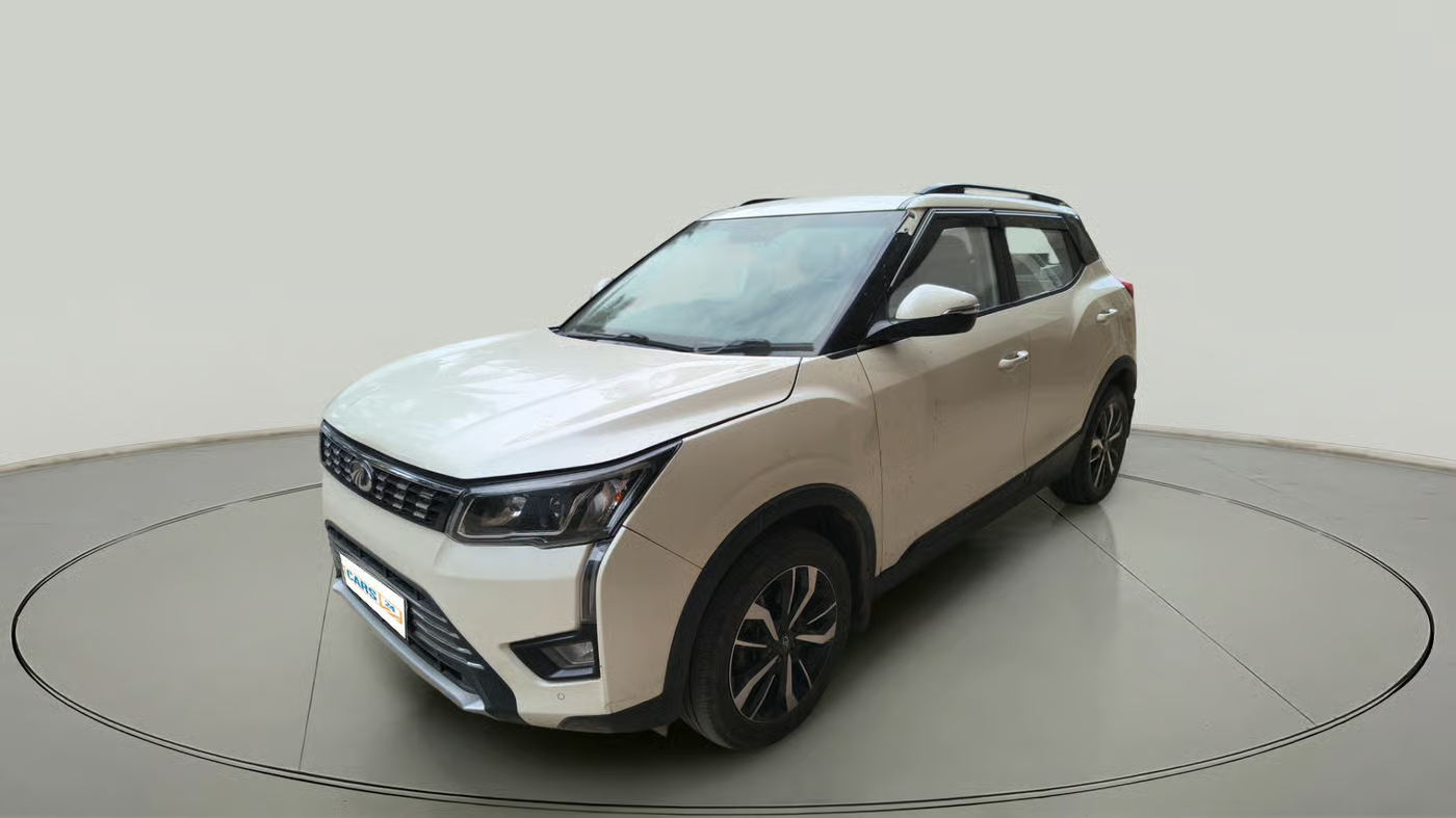 2019 Mahindra XUV300 W8 (O) 1.5 DIESEL, Diesel, Manual, 85,746 km, exterior