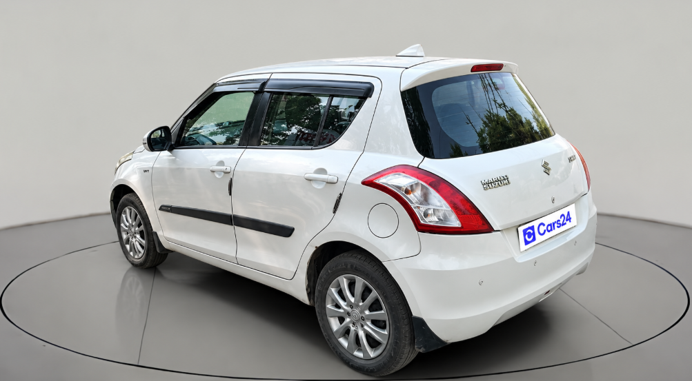 2015 Maruti Swift VXI, CNG, Manual, 3,35,000 km, exterior