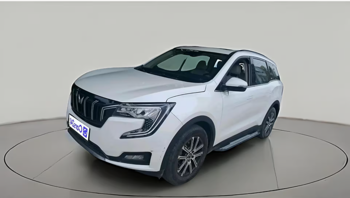 2023 Mahindra XUV700 AX 7 P MT 7 STR, Petrol, Manual, 25,670 km, exterior