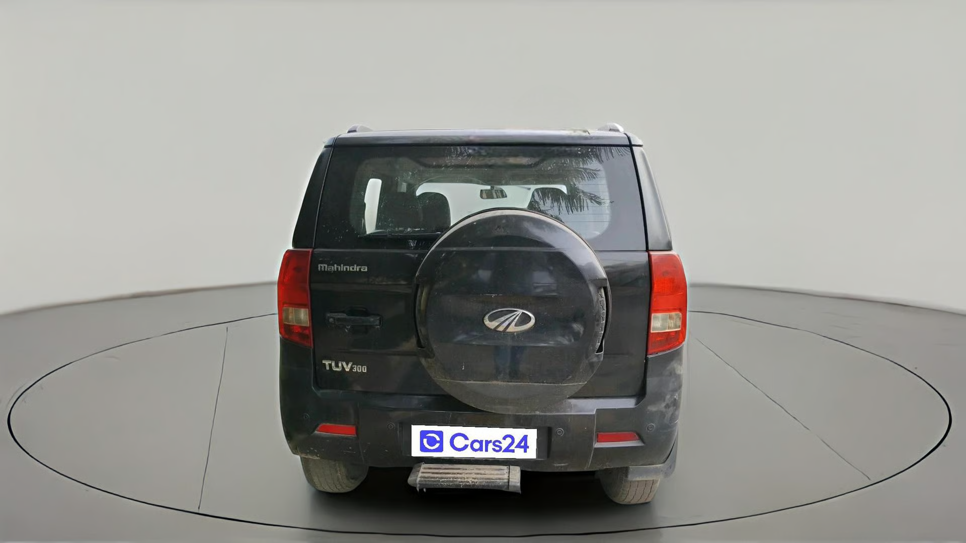 2016 Mahindra TUV300 T8, Diesel, Manual, 1,06,144 km, exterior