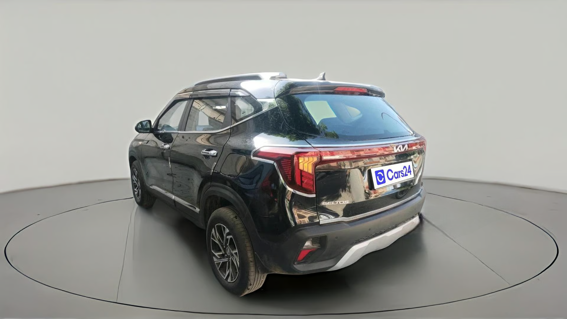 2025 KIA SELTOS HTE (O)1.5 Petrol MT, Petrol, Manual, 9,376 km, exterior
