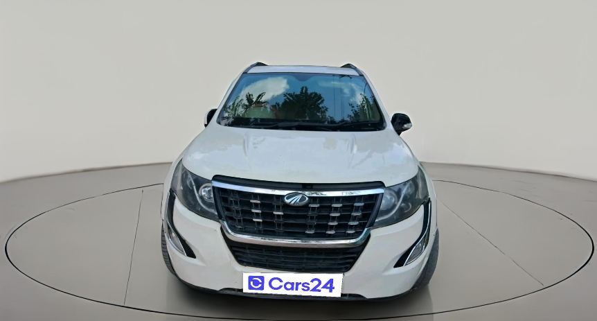 2013 Mahindra XUV500 W8, Diesel, Manual, 1,02,144 km, exterior