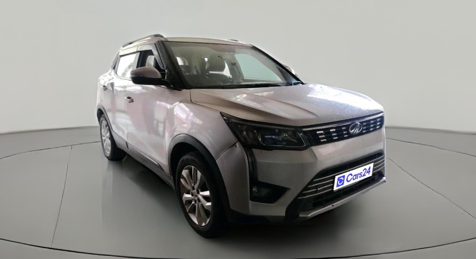 2019 Mahindra XUV300 W8 1.5 DIESEL, Diesel, Manual, 1,85,729 km, exterior