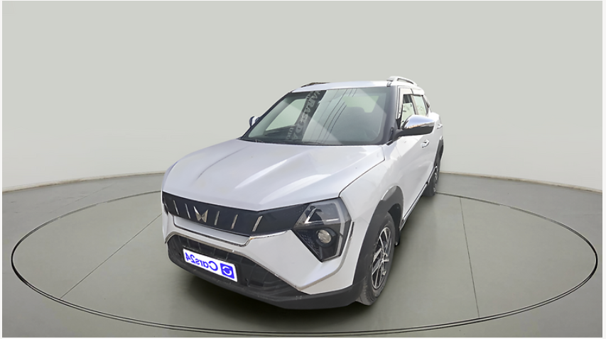 2024 Mahindra XUV 3XO AX5 1.2 L TCMPFI AT, Petrol, Automatic, 12,838 km, exterior