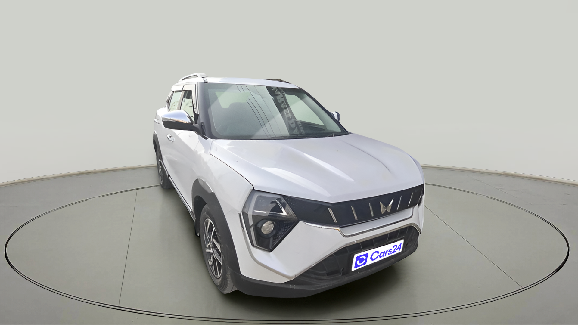 2024 Mahindra XUV 3XO AX5 1.2 L TCMPFI AT, Petrol, Automatic, 12,838 km, exterior