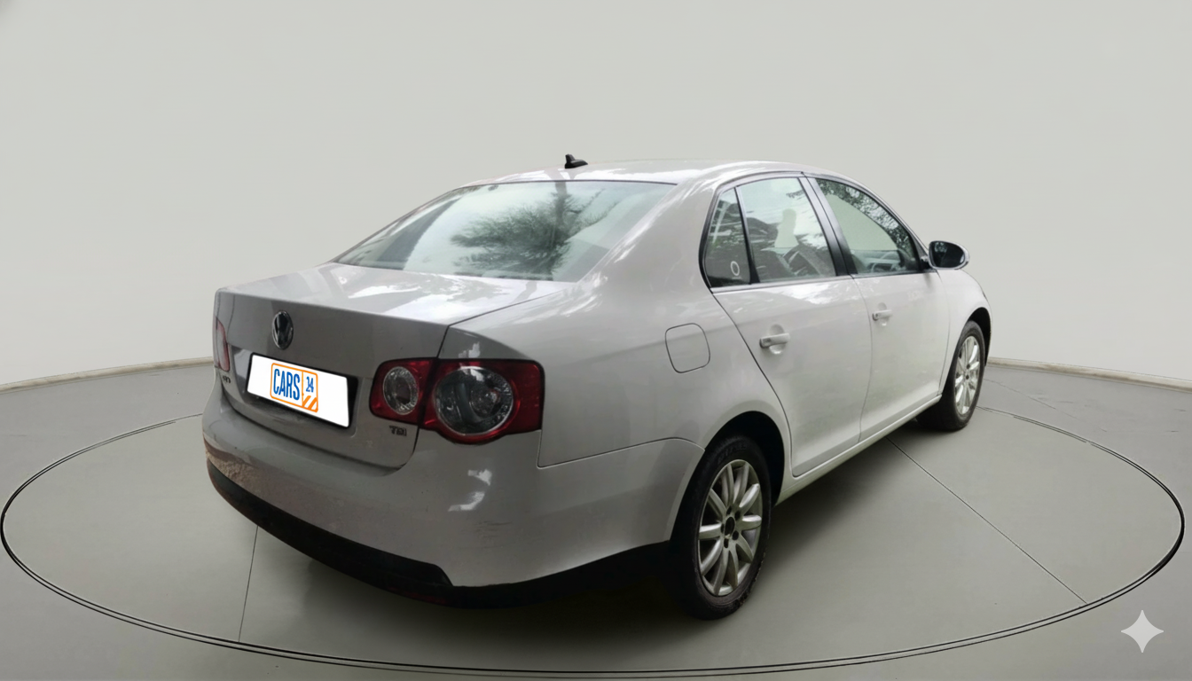 2010 Volkswagen Jetta TRENDLINE 2.0L TDI, Diesel, Manual, 1,00,740 km, exterior