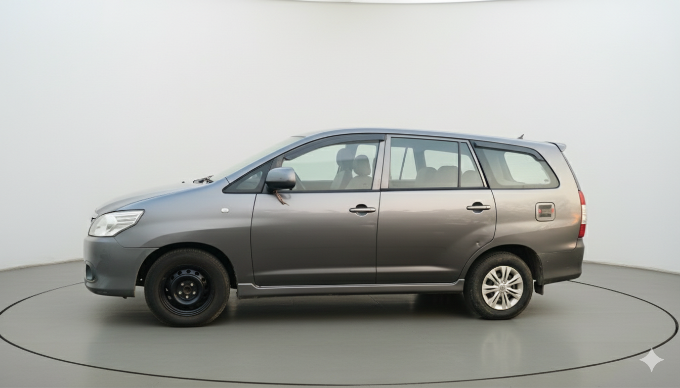 2012 Toyota Innova GX 2.5 8 STR, Diesel, Manual, 4,20,174 km, exterior
