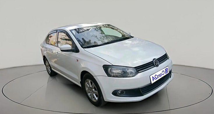 2010 Volkswagen Vento COMFORTLINE 1.6, Petrol, Manual, 87,929 km, exterior