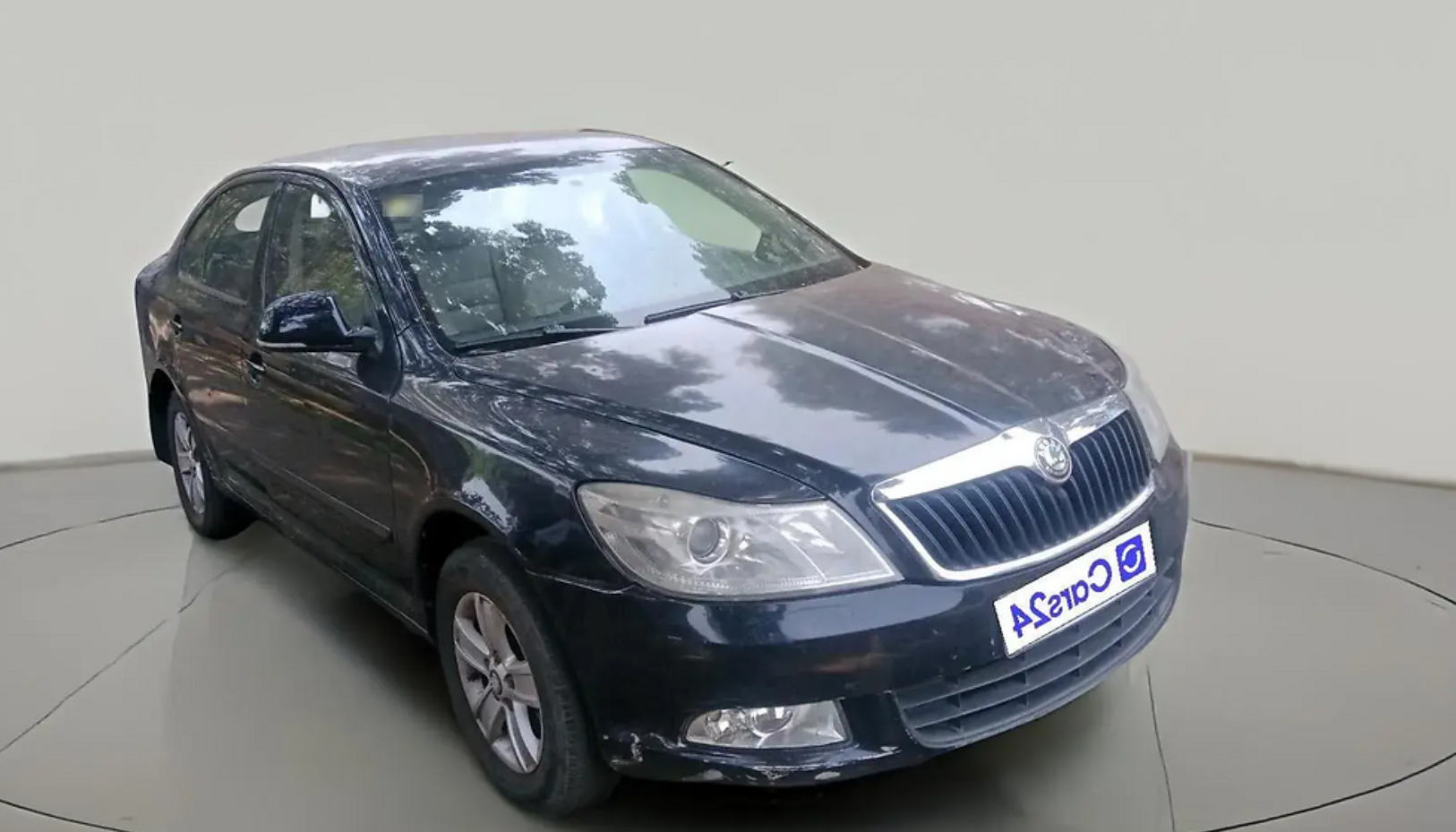 2011 Skoda Laura AMBITION 2.0 TDI CR AT, Diesel, Automatic, 1,15,045 km, exterior