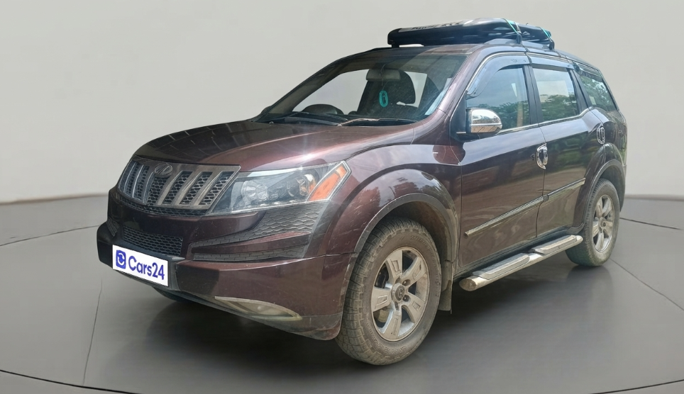 2014 Mahindra XUV500 W8, Diesel, Manual, 3,56,433 km, exterior