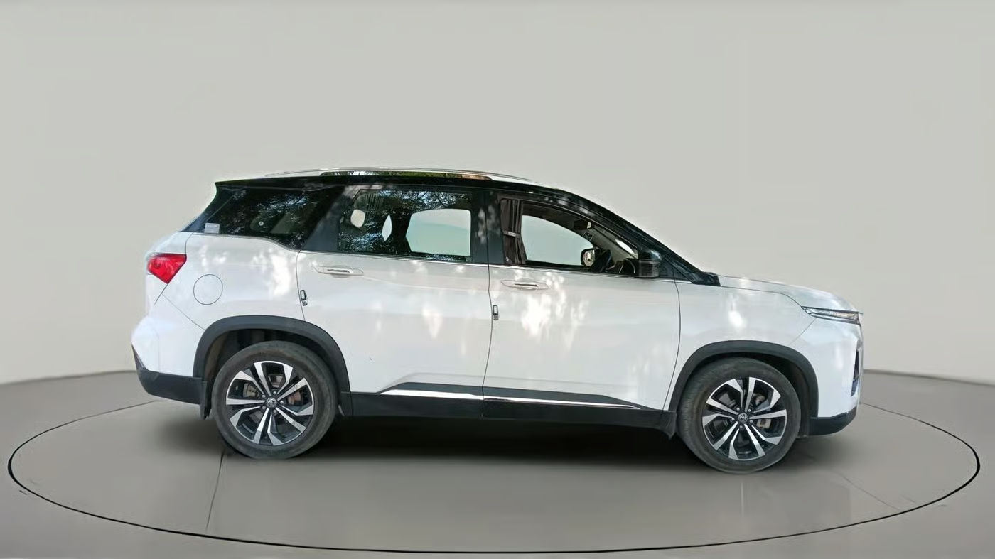2023 MG HECTOR PLUS SAVVY PRO 1.5 TURBO CVT 7 STR, Petrol, Automatic, 9,217 km, exterior