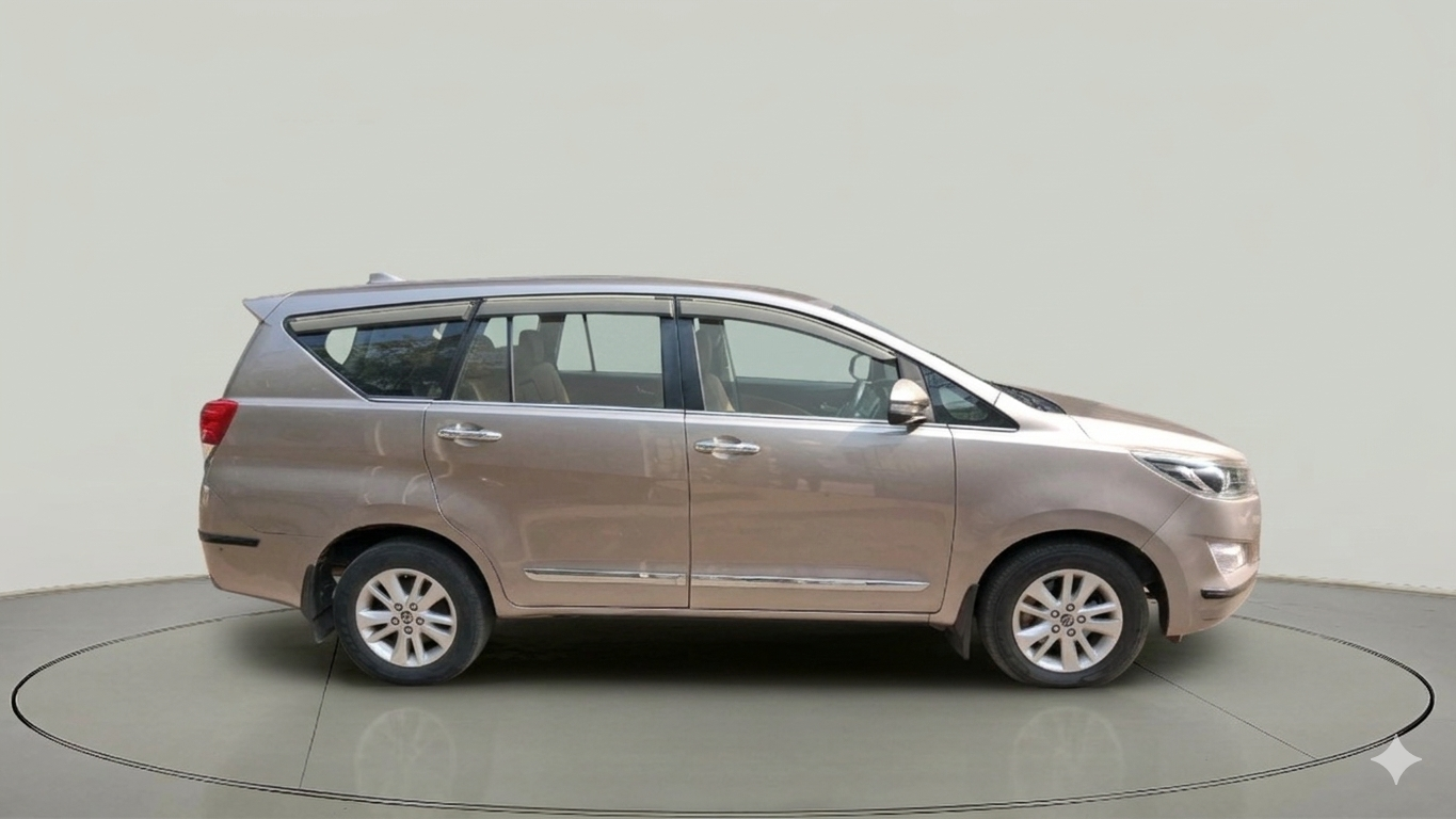 2018 Toyota Innova Crysta 2.4 VX 8 STR, Diesel, Manual, 1,18,405 km, exterior