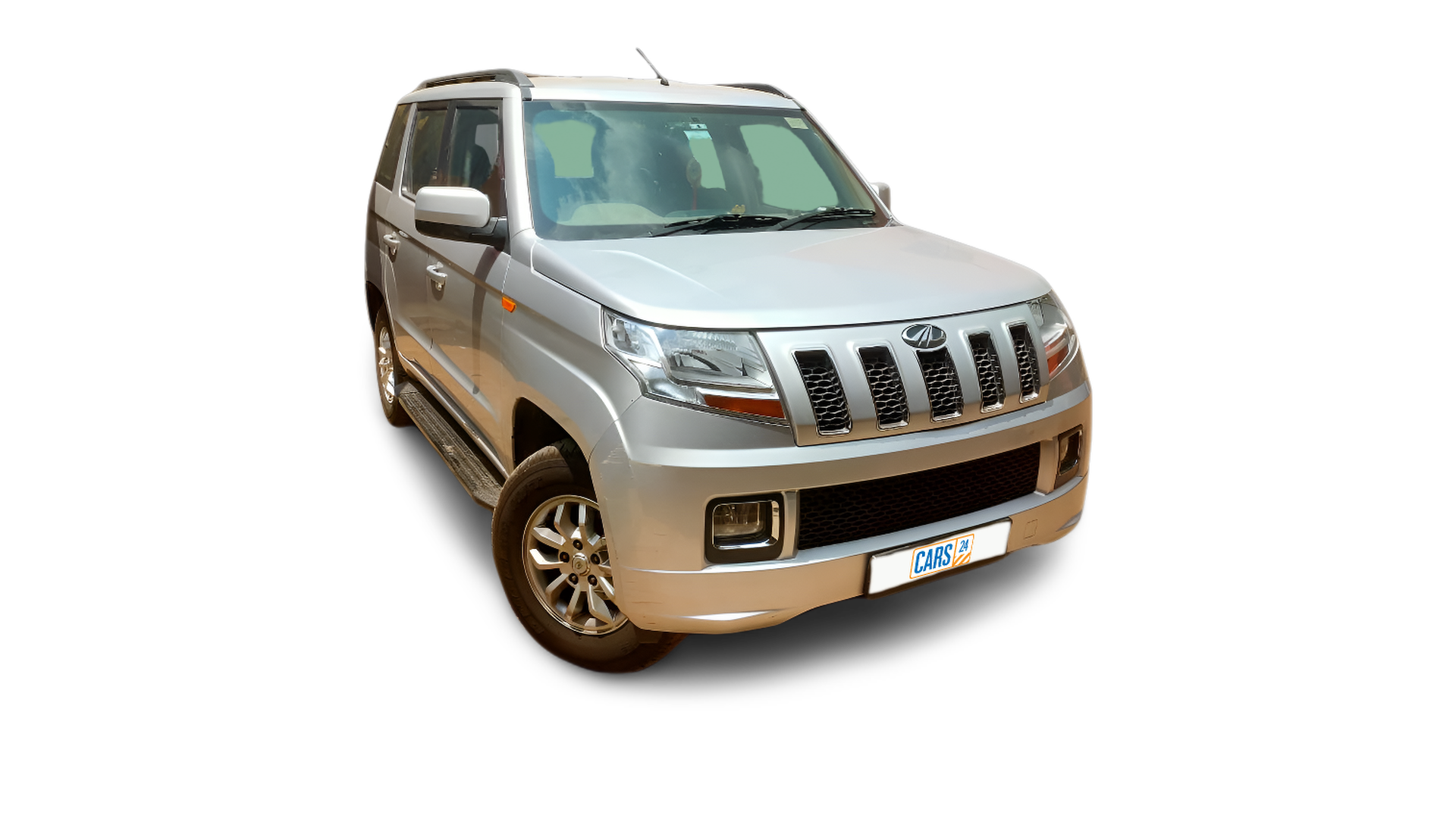 Mahindra TUV300-img