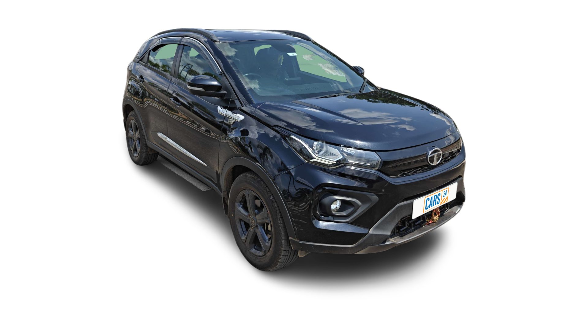 Tata NEXON-img