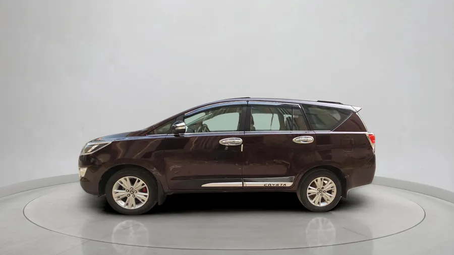 2016 Toyota Innova Crysta 2.8 ZX AT 7 STR, Diesel, Automatic, 2,44,142 km, exterior