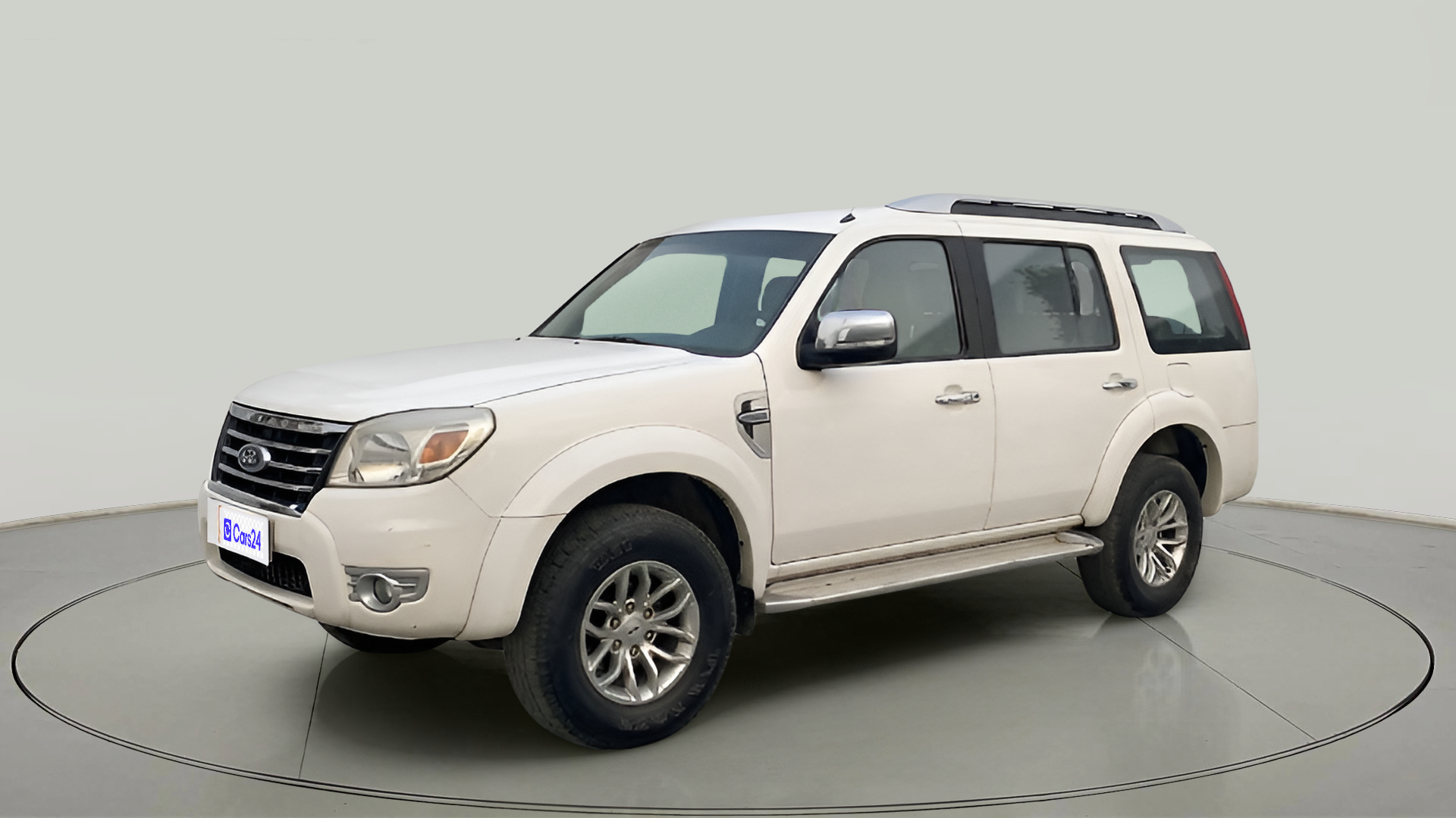2014 Ford Endeavour 2.5L 4X2 MT, Diesel, Manual, 1,56,793 km, exterior