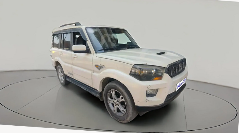 2016 Mahindra Scorpio S6 PLUS, Diesel, Manual, 1,14,842 km, exterior