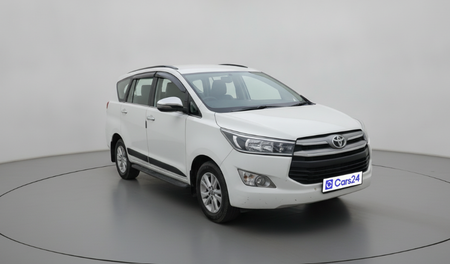 2016 Toyota Innova Crysta 2.4 VX 7 STR, Diesel, Manual, 1,69,748 km, exterior