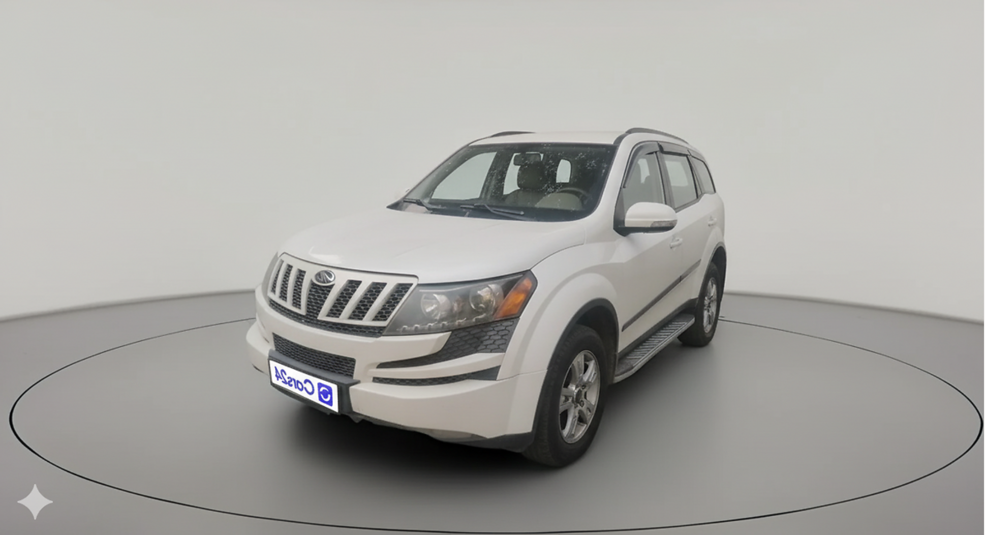 2015 Mahindra XUV500 W8, Diesel, Manual, 1,39,980 km, exterior