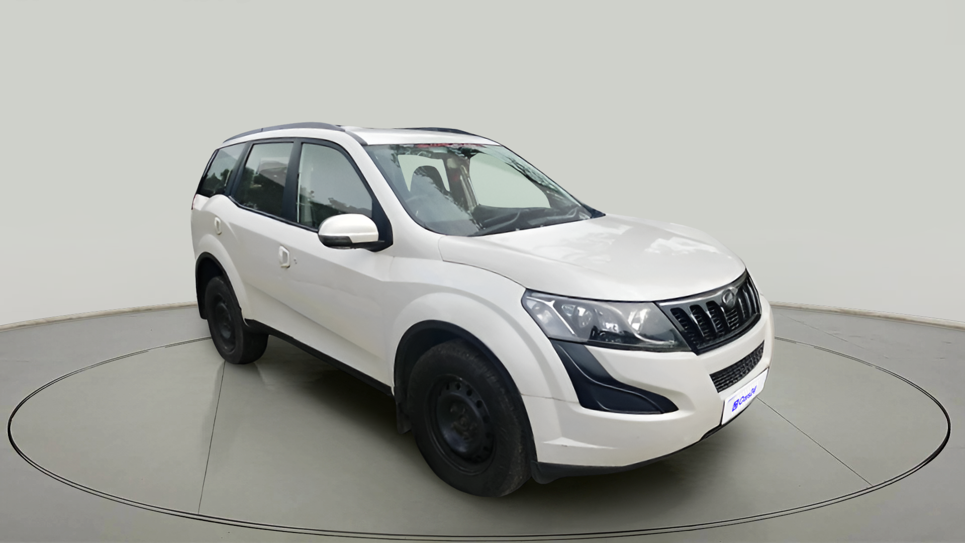 2017 Mahindra XUV500 W6, Diesel, Manual, 1,13,598 km, exterior