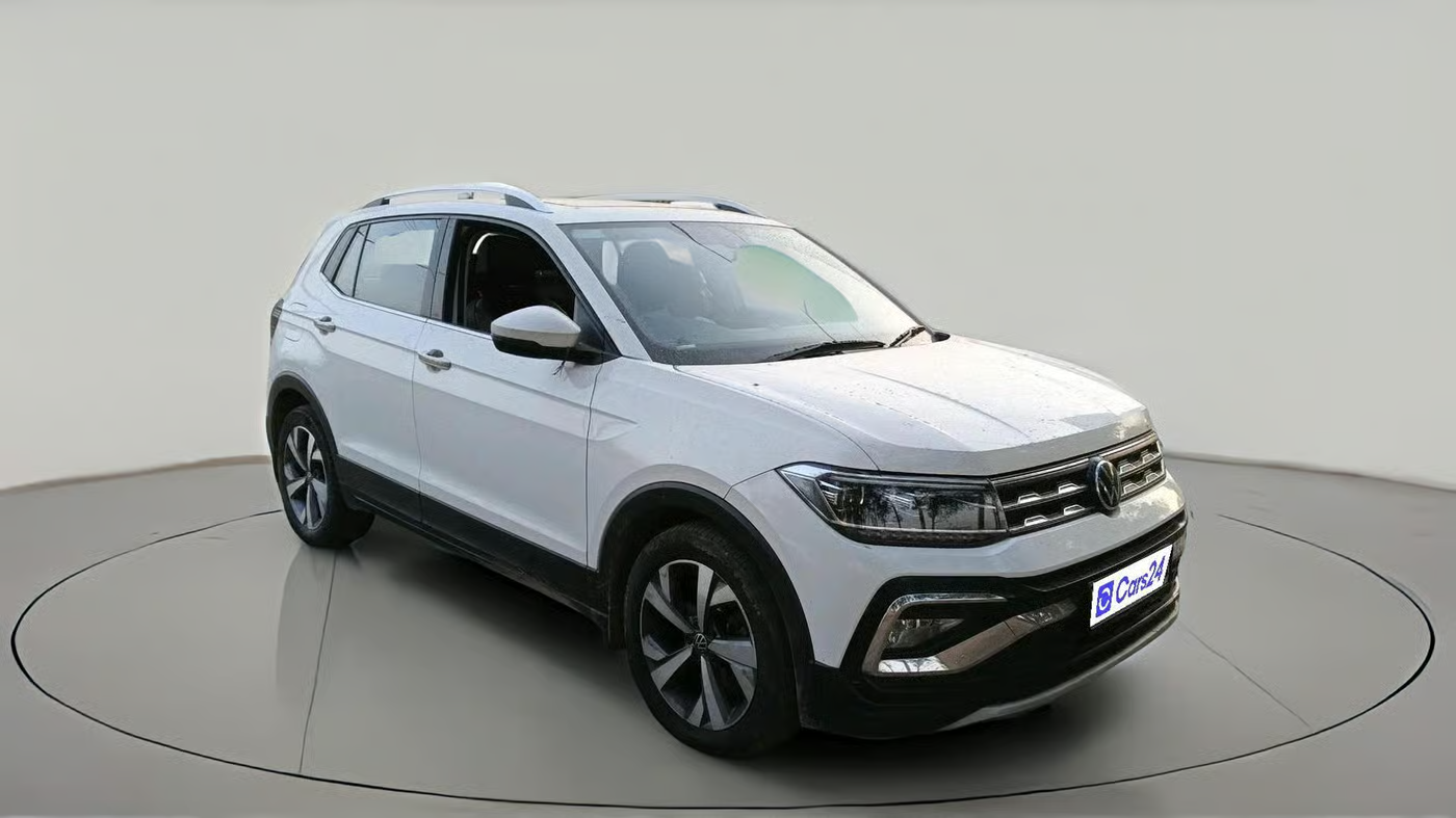 2023 Volkswagen TAIGUN TOPLINE 1.0 TSI AT, Petrol, Automatic, 16,433 km, exterior