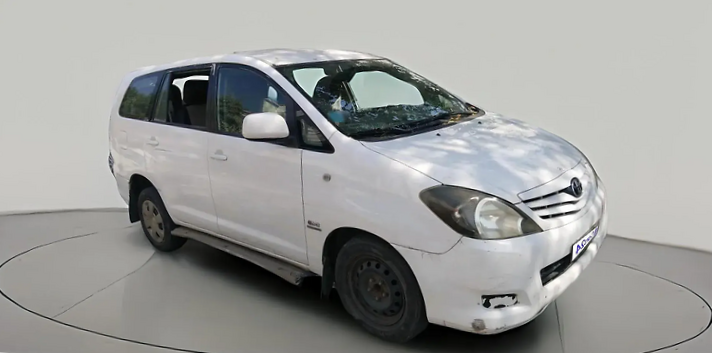 2011 Toyota Innova 2.5 G3, Diesel, Manual, 1,21,314 km, exterior