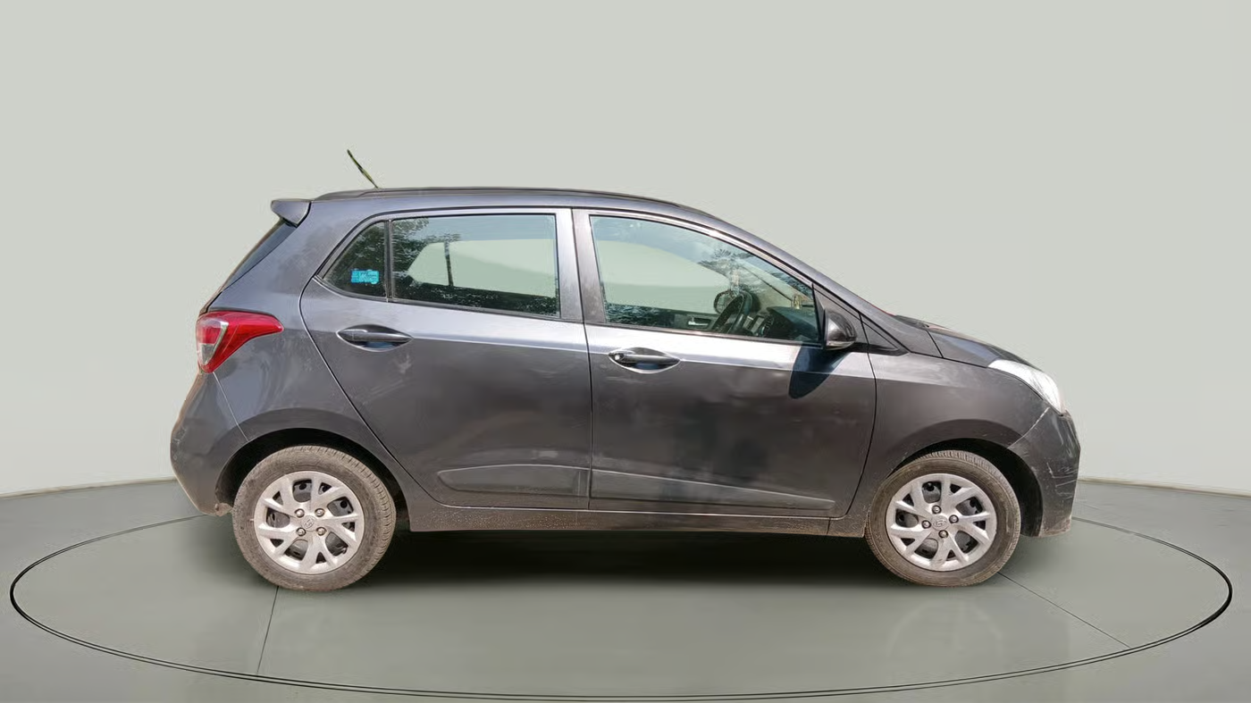 2014 Hyundai Grand i10 SPORTZ 1.1 CRDI, Diesel, Manual, 96,800 km, exterior