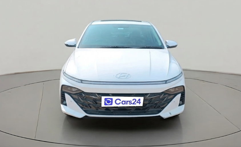 2025 Hyundai Verna  SX 1.5 MPI IVT, Petrol, Automatic, 14,649 km, exterior