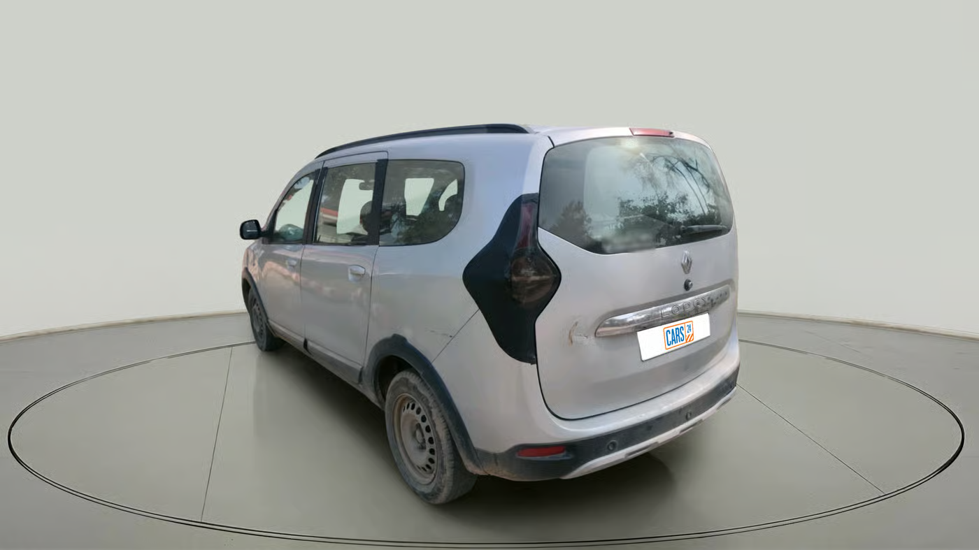 2017 Renault Lodgy 85 PS RXE 8 STR, Diesel, Manual, 1,65,912 km, exterior
