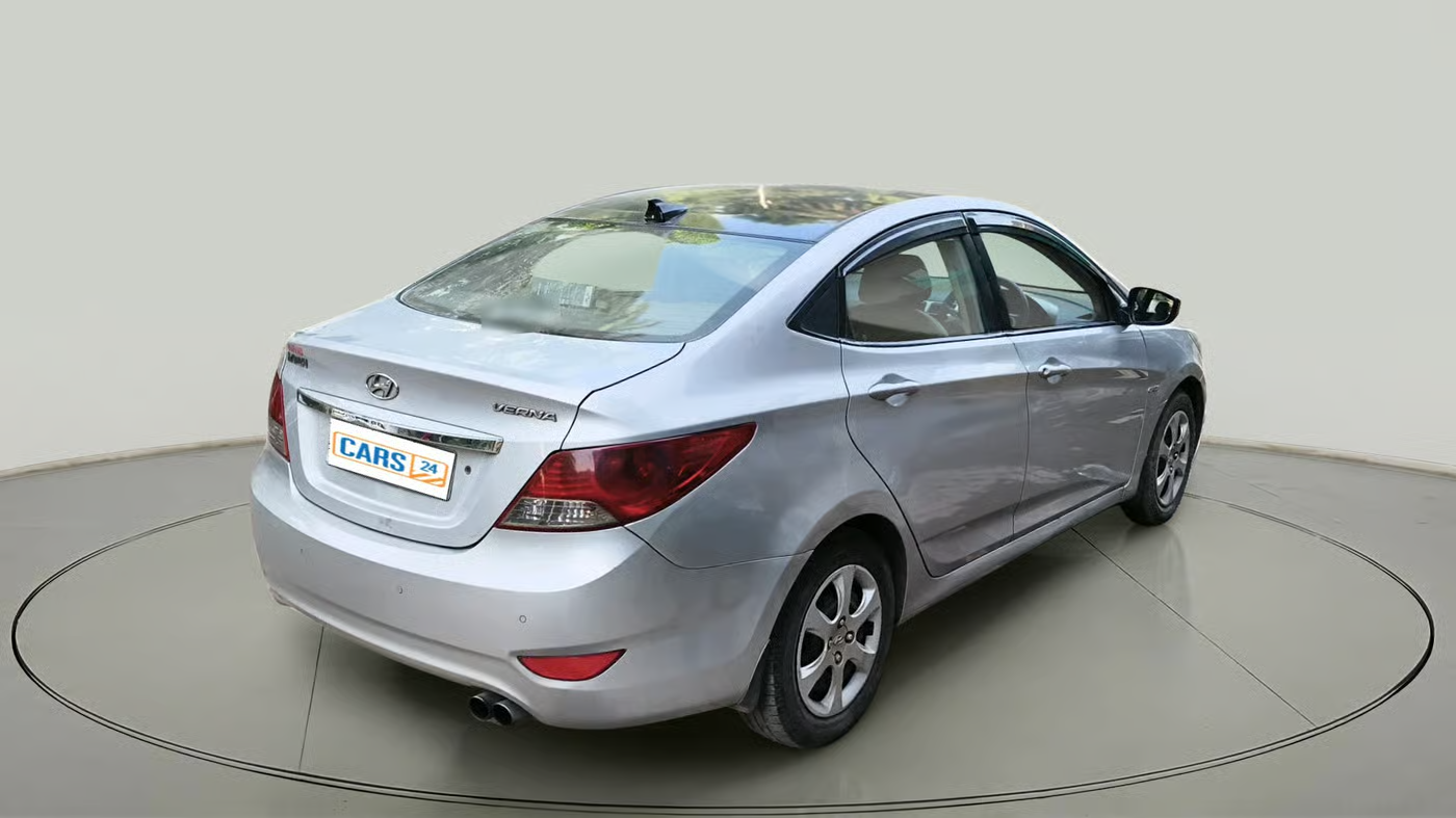 2011 Hyundai Verna FLUIDIC 1.6 VTVT SX, Petrol, Manual, 72,000 km, exterior