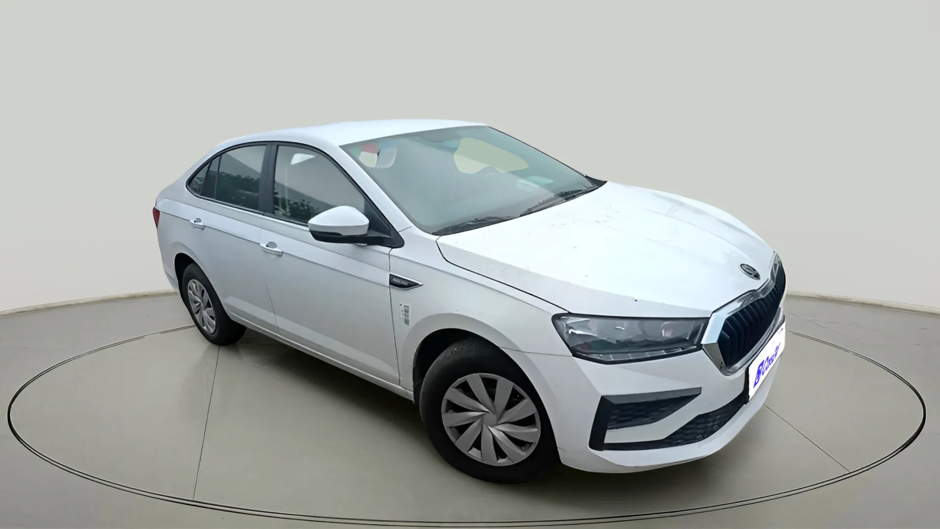 2025 Skoda SLAVIA Classic 1.0L TSI MT, Petrol, Manual, 5,949 km, exterior