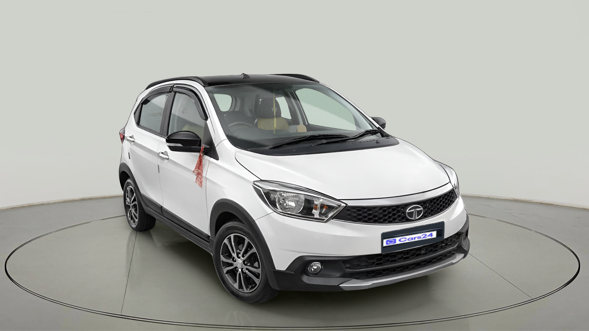 2018 Tata TIAGO NRG PETROL, Petrol, Manual, 55,866 km, exterior