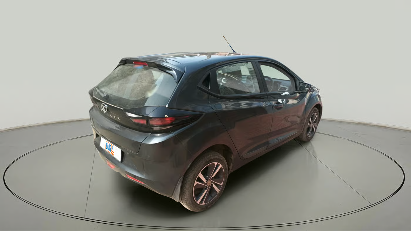 2024 Tata ALTROZ XZA, Petrol, Automatic, 24,741 km, exterior