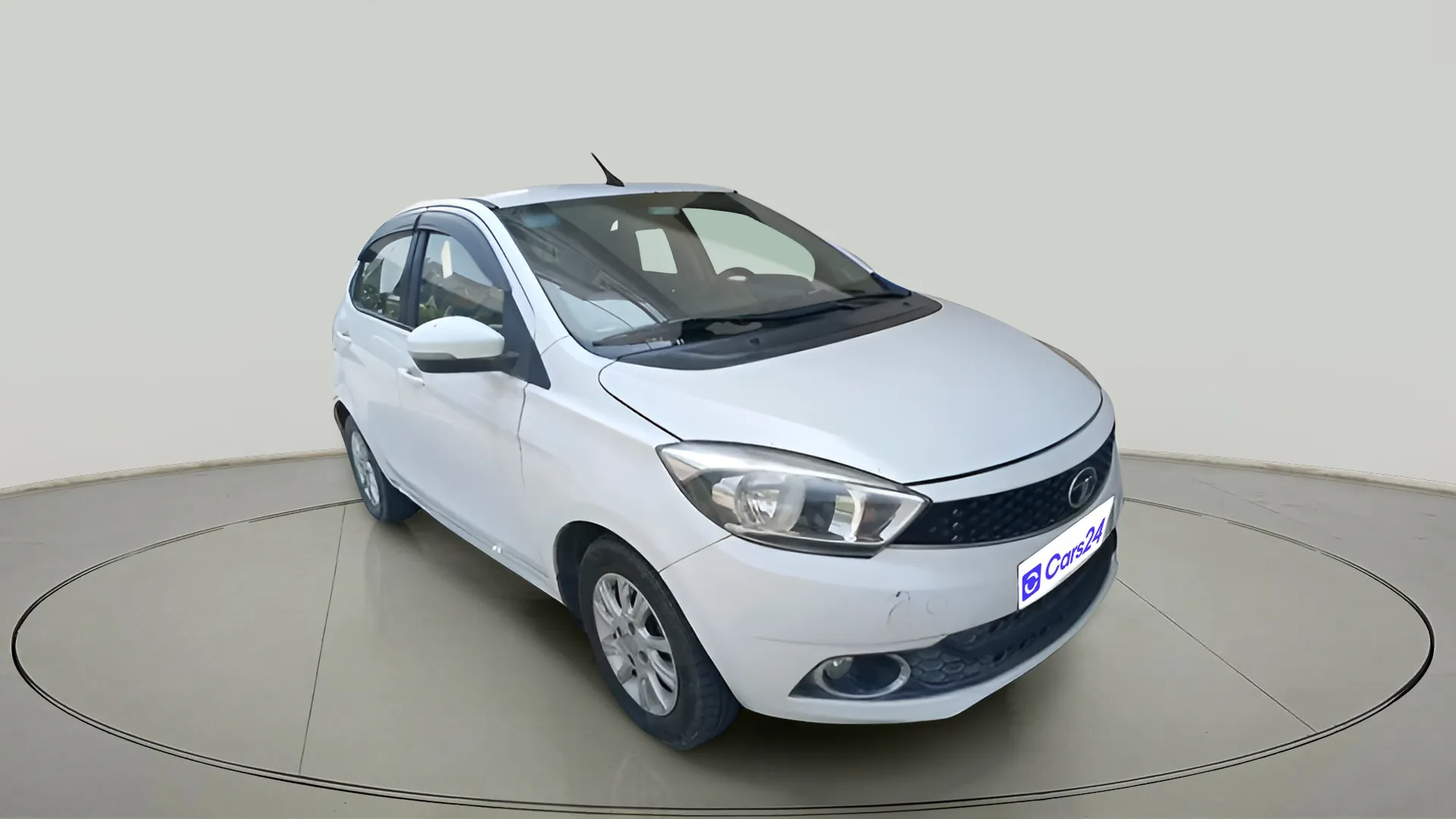 2017 Tata Tiago XZA PETROL, Petrol, Automatic, 1,45,196 km, exterior