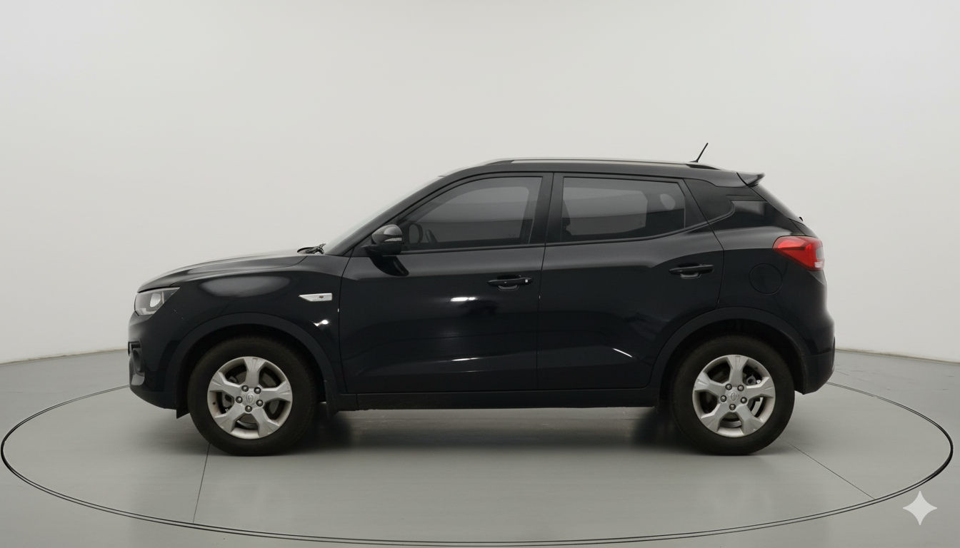 2024 Mahindra XUV300 W6 1.5 Diesel, Diesel, Manual, 22,757 km, exterior