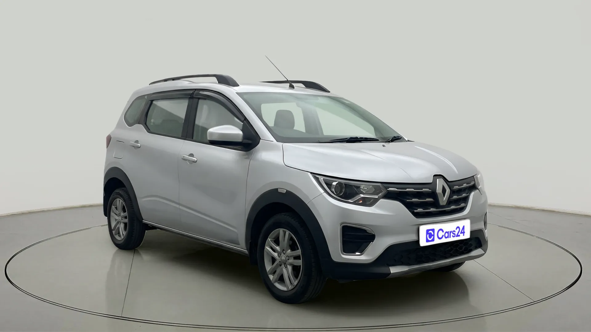 2025 Renault TRIBER RXZ, Petrol, Manual, 7,679 km, exterior