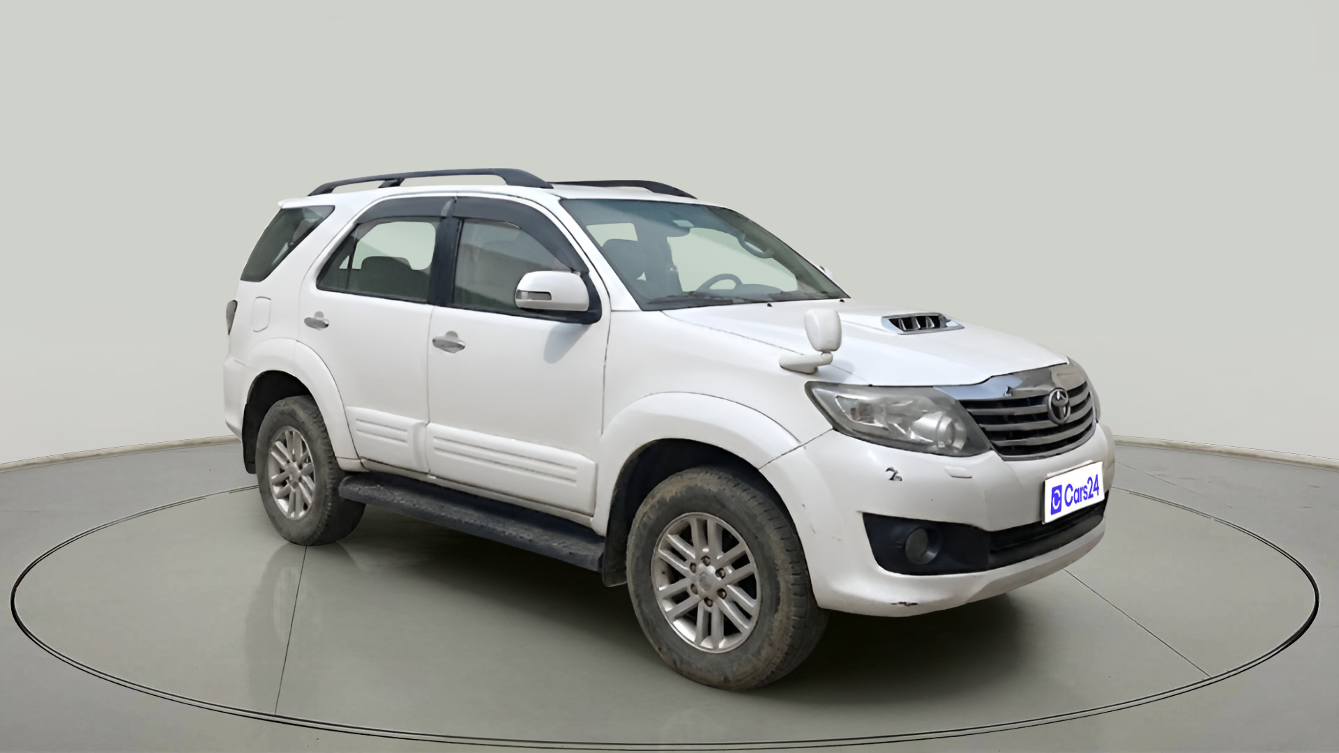 2014 Toyota Fortuner 3.0 4X2 MT, Diesel, Manual, 1,12,468 km, exterior