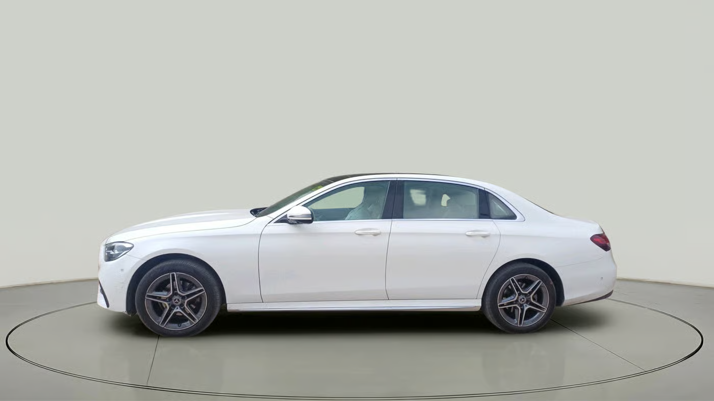 2023 Mercedes Benz E Class E 220d AMG Line, Diesel, Automatic, 17,206 km, exterior