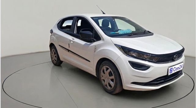 2023 Tata ALTROZ XM PLUS CNG, CNG, Manual, 49,887 km, exterior