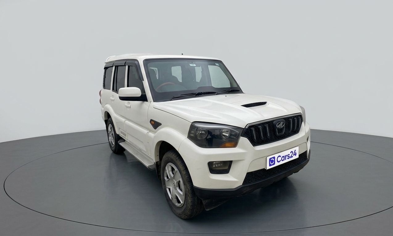 2017 Mahindra Scorpio S4 PLUS 1.99 INTELLI-HYBRID, Diesel, Manual, 1,44,993 km, exterior