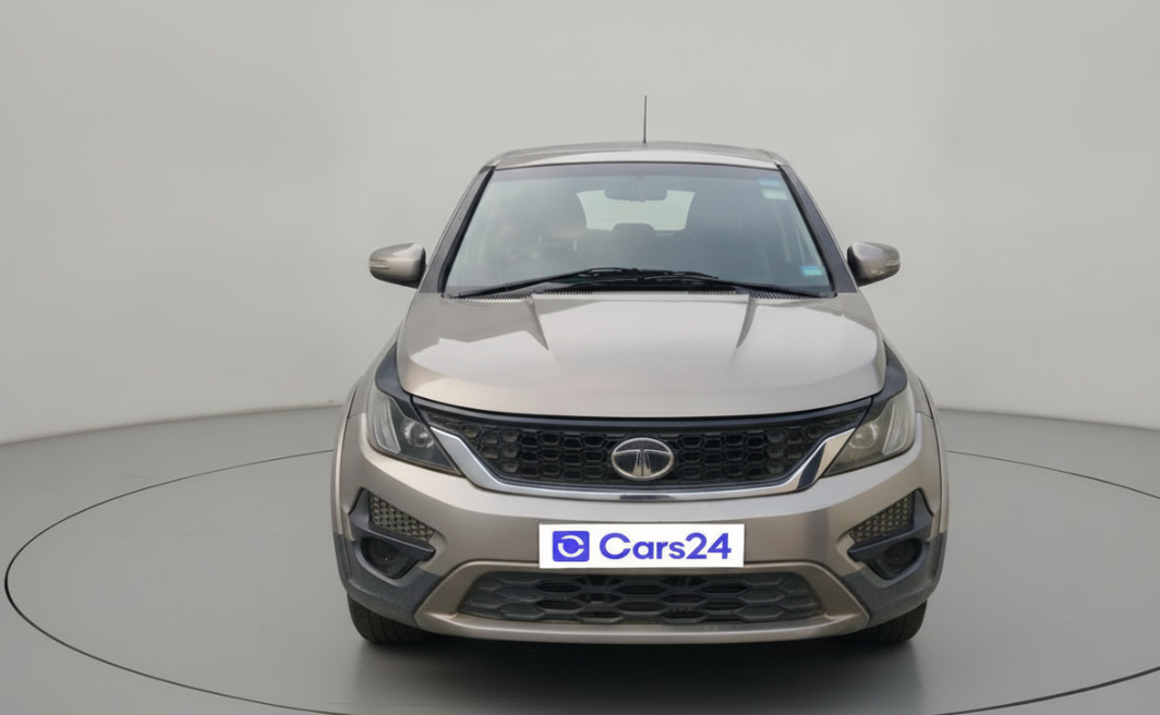 2018 Tata Hexa XM 4X2 7 STR, Diesel, Manual, 1,11,978 km, exterior